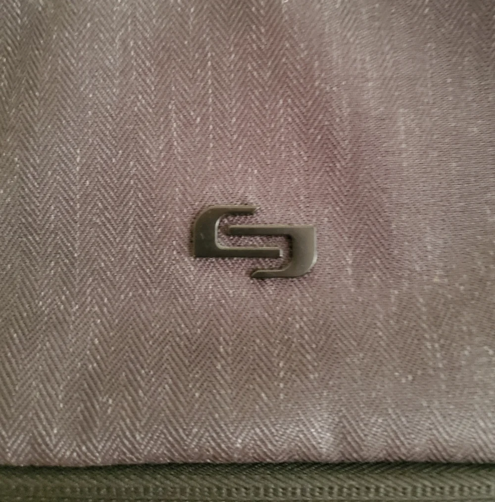Solo New York Gravity A/D 15.6 inch Backpack